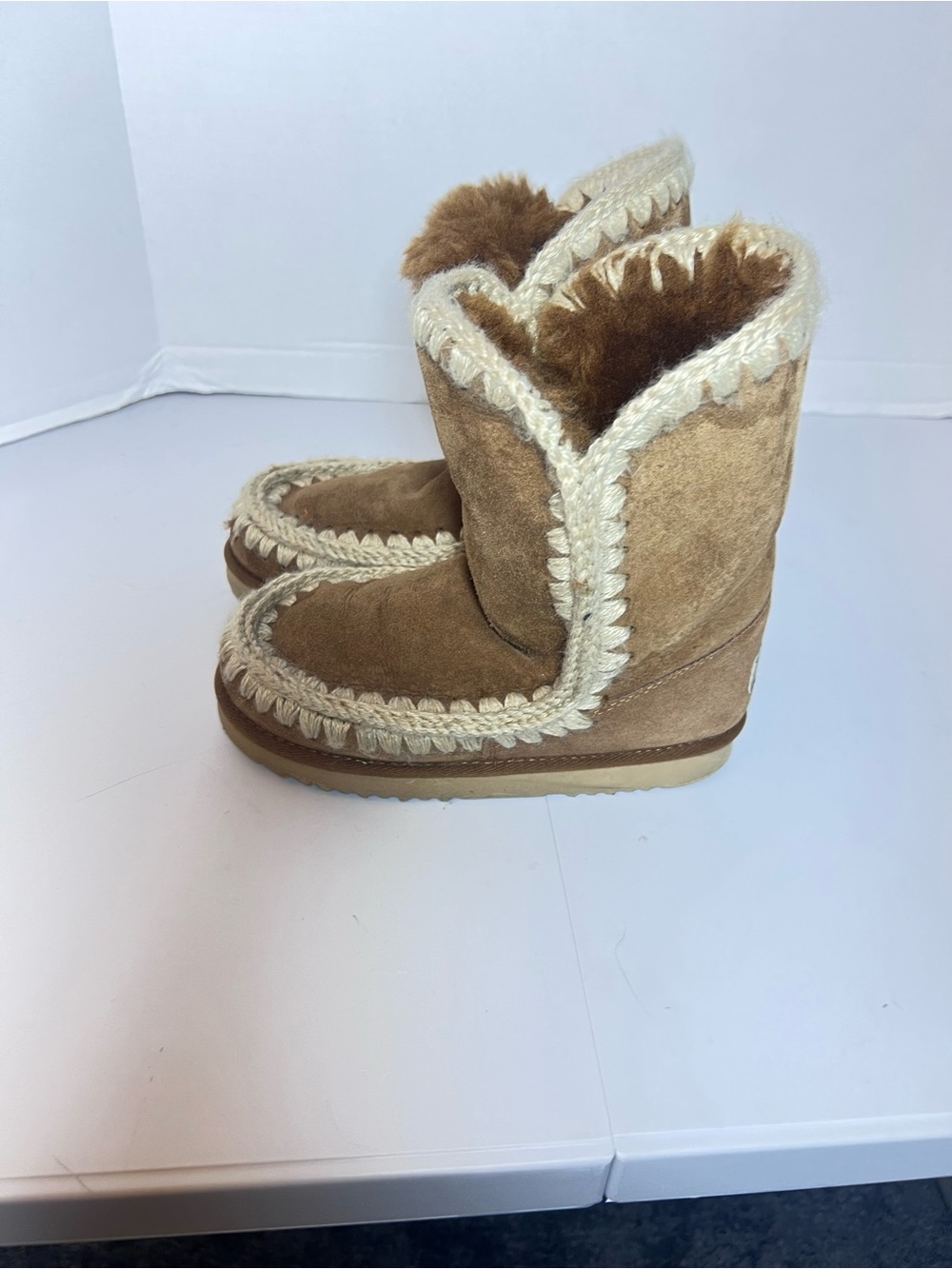 Mou Tan Suede Shearling-Trim Moccasin Boots with Cream Braid